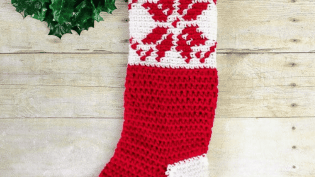 13 Easy & Free Crochet Christmas Stocking Pattern Ideas - Fun Crochet ...