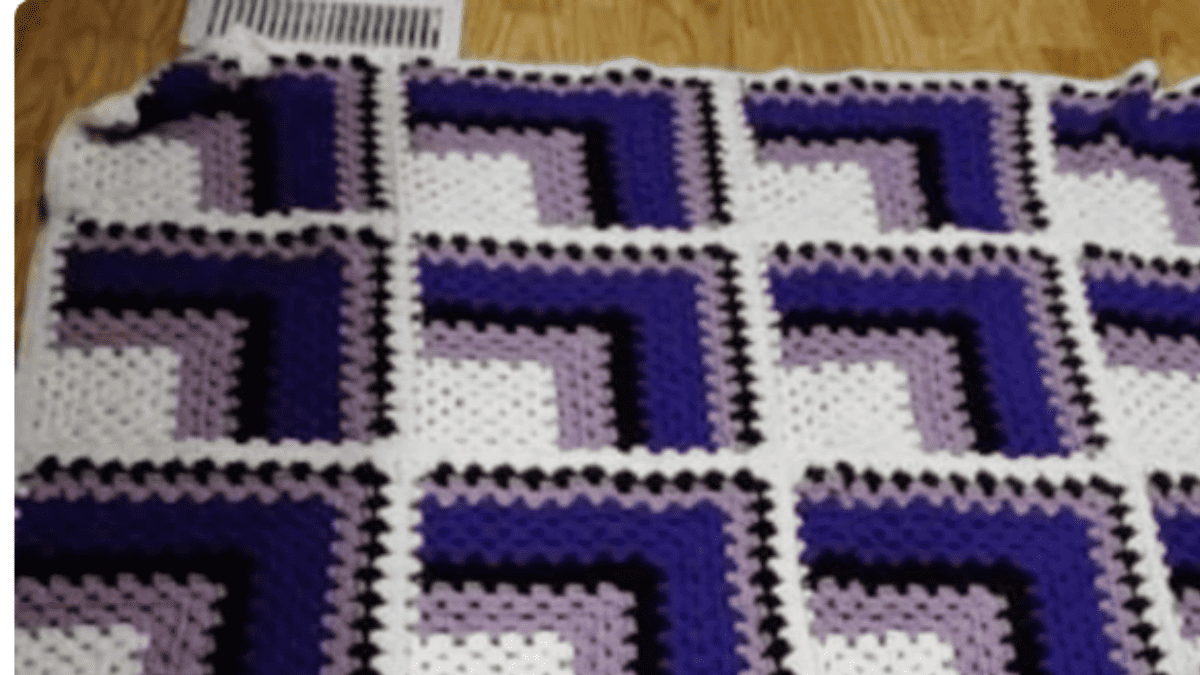 purple and white granny square blanket pattern crochet