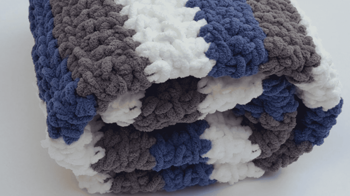 5 Bernat Baby Blanket Yarn Patterns For Beginners Fun Crochet Patterns