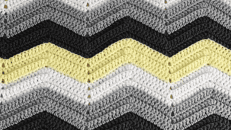 Zig Zag Crochet Stitch: Video and Written Tutorial