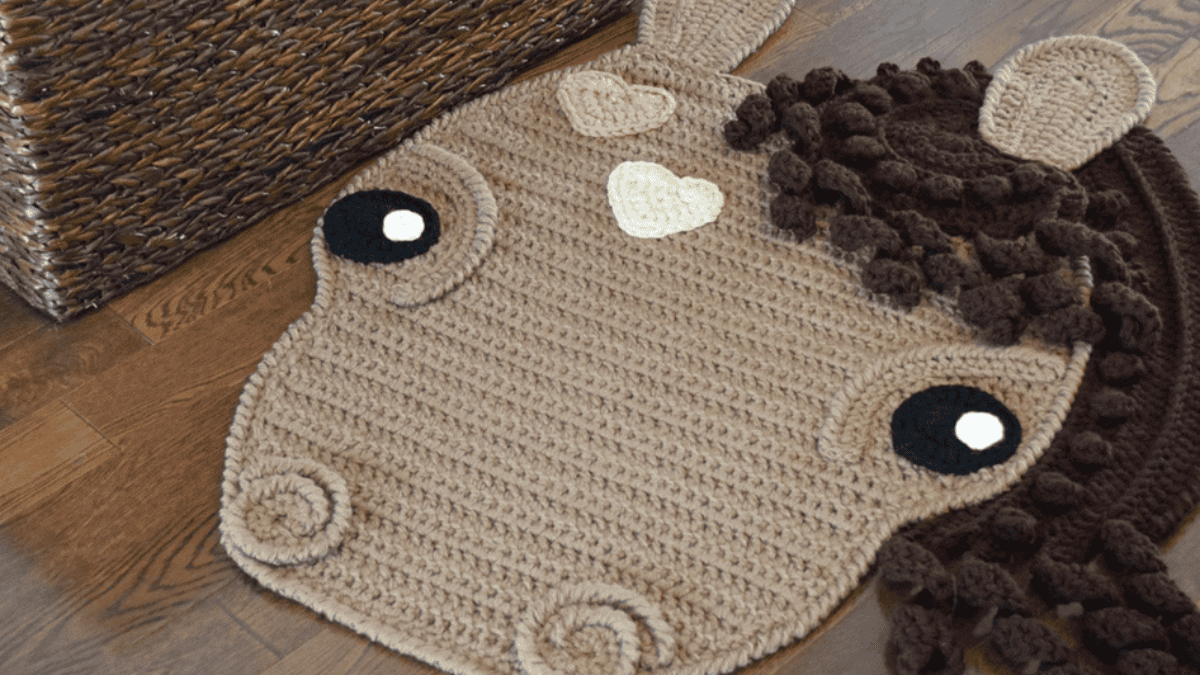 brown horse Crochet Animal Rug Patterns