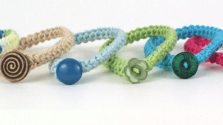 10 Easy Bracelet Crochet Patterns