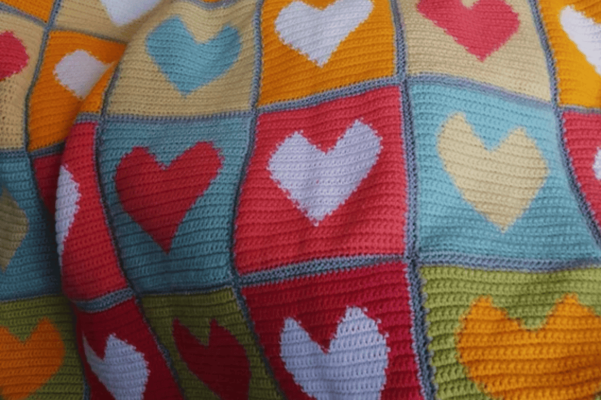 Heart Pattern Print Blanket